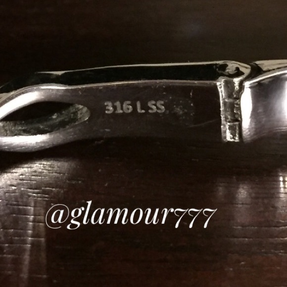 💎Swarovski Sapphire Crystal Bangle  (7.5 inches) - Picture 3 of 8